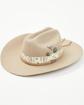 Chapéu Cowboy de feltro com faixa e concho em camadas para Mulheres Wrangler