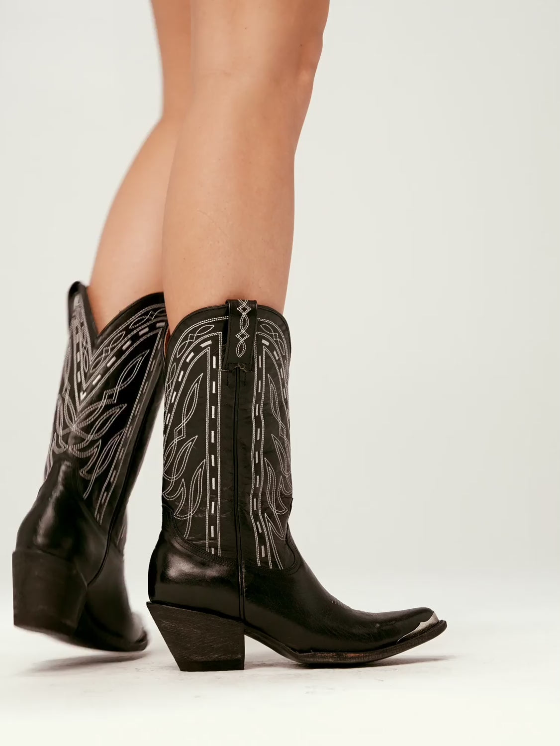 Botas Femininas estilo Western Retro Rock da Idyllwind - Bico redondo